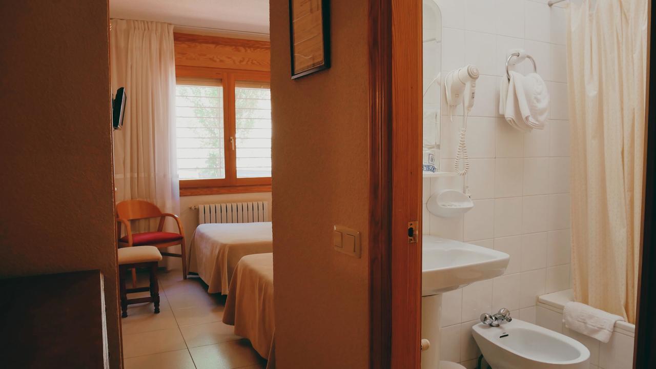 Hotel Balneario De Tus à Yeste Extérieur photo