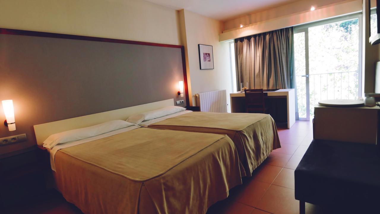 Hotel Balneario De Tus à Yeste Extérieur photo
