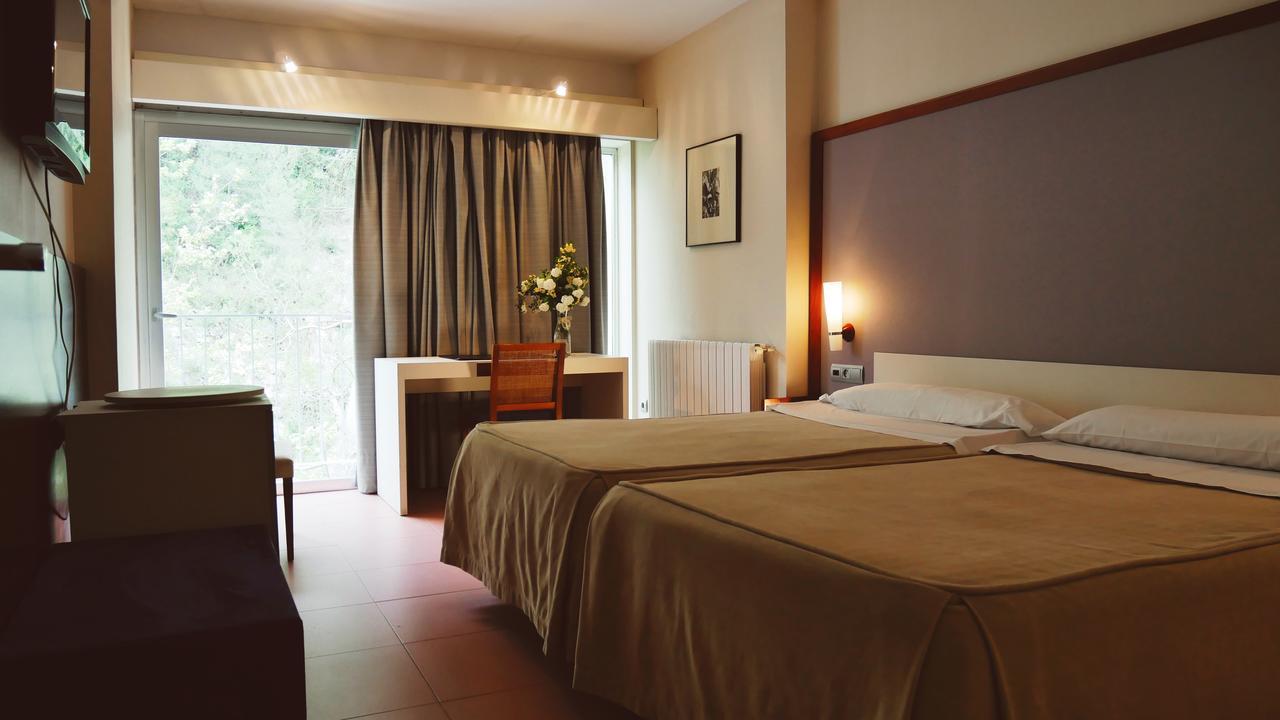 Hotel Balneario De Tus à Yeste Extérieur photo